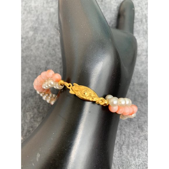 4.6mm White/Cream and Pink/Peach Pearl Bead Bracelet with Fish Hook Clasp, 7" Le - Picture 3 of 5